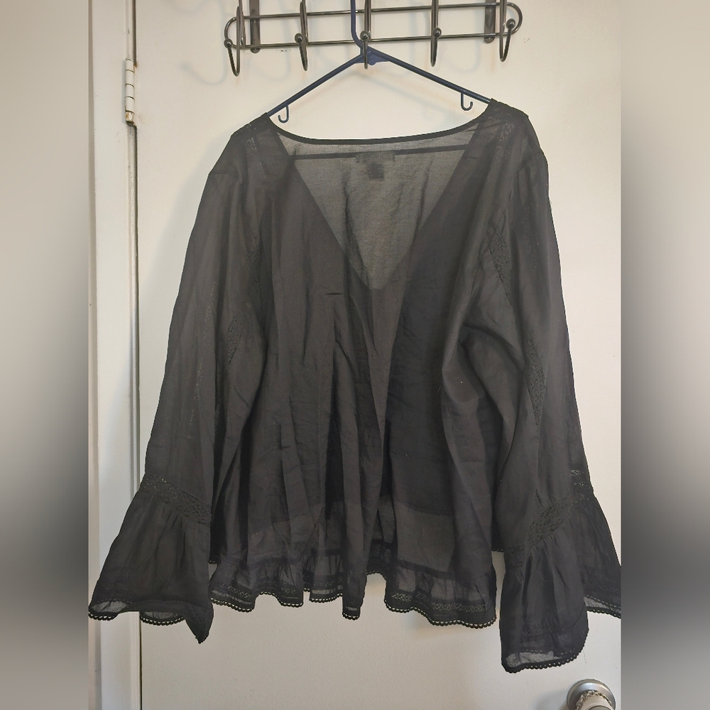 Black Lace Trim Women's Top - Picture 5 of 5
